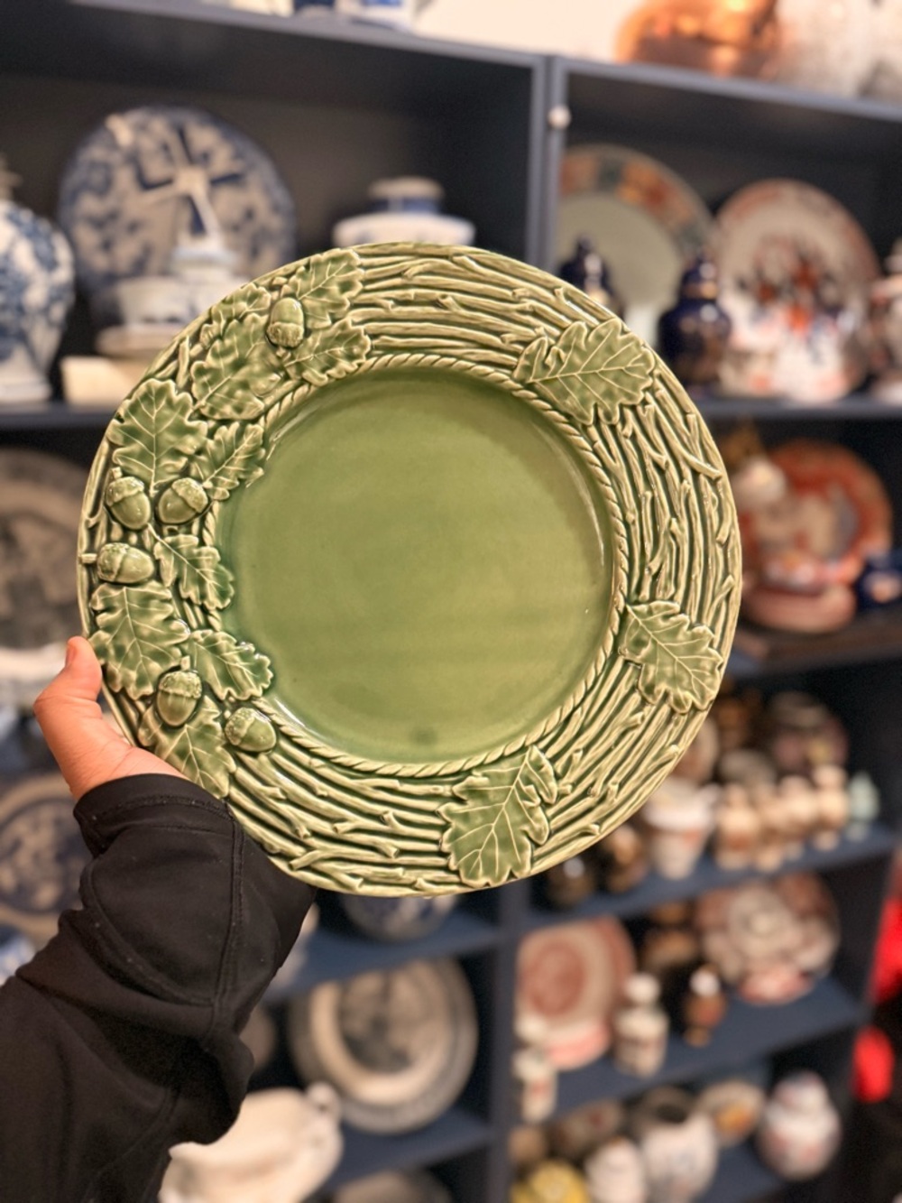 Bordallo Pinheiro Green Leaf-Accent Ceramic Decorative Plate